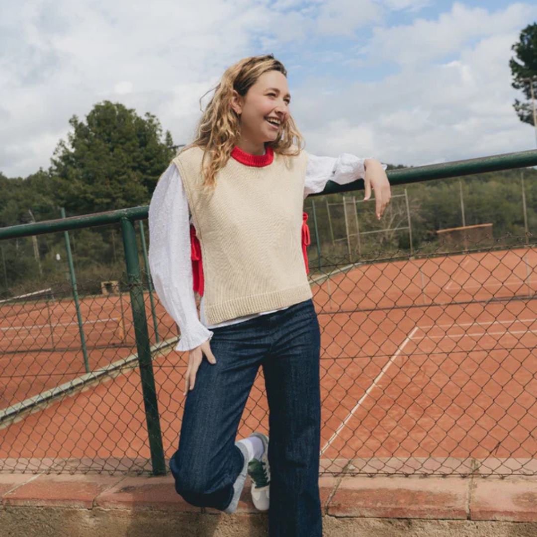 Julieta Weste - "Beige/Rot"