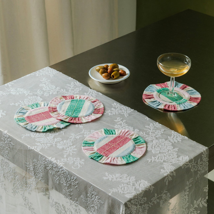 Gerüschtes Untersetzer-Set