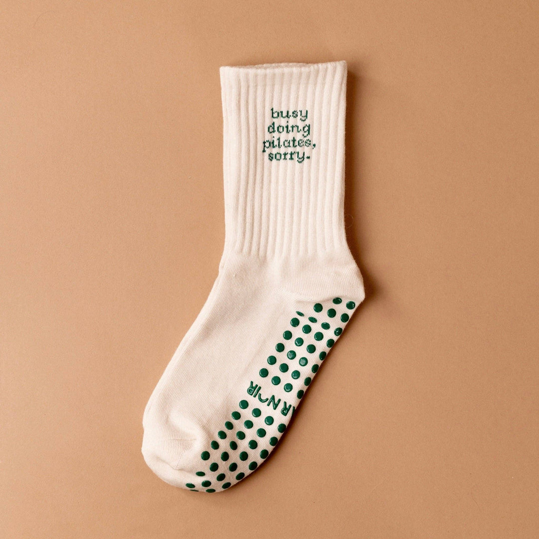Grip Socken  "Busy Doing Pilates/ meet me for matcha Beige"