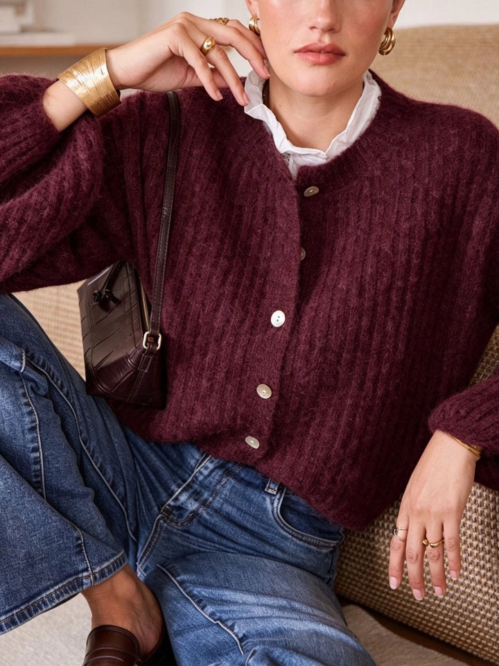 Strickjacke mit Ballonärmeln