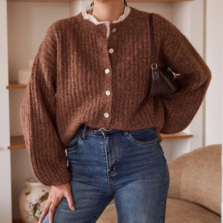 Strickjacke mit Ballonärmeln